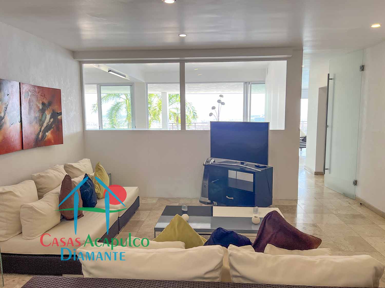 EOS 403 - Sala de televisión 3